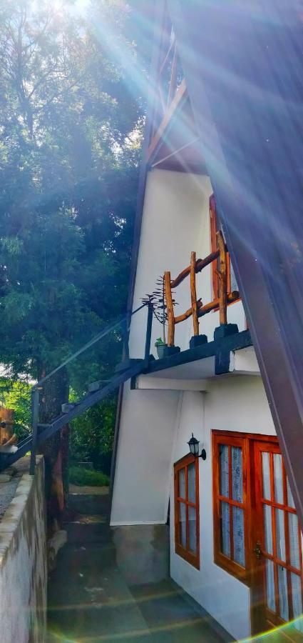 La Luna Cabins نوفارا إيلِيا المظهر الخارجي الصورة